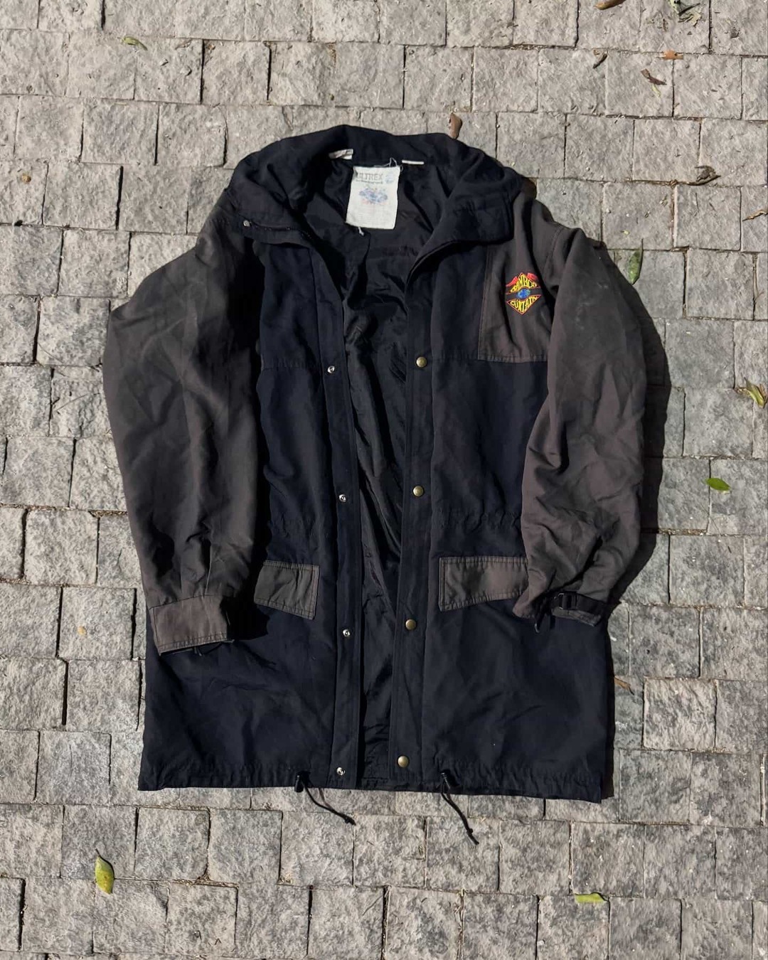 Ultrex Curtain Windbreaker